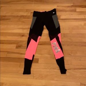 Super cute high-rise leggings